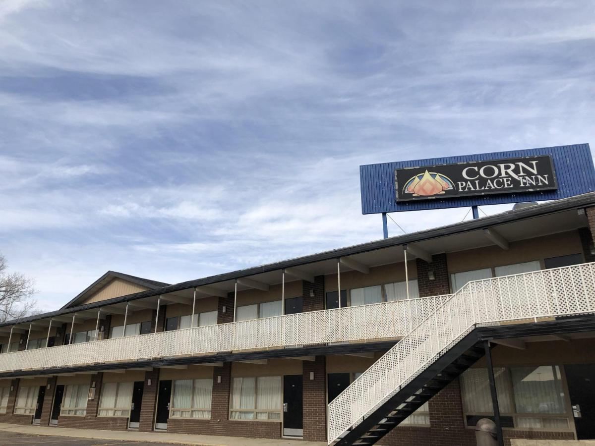Corn Palace Inn Mitchell Exterior foto